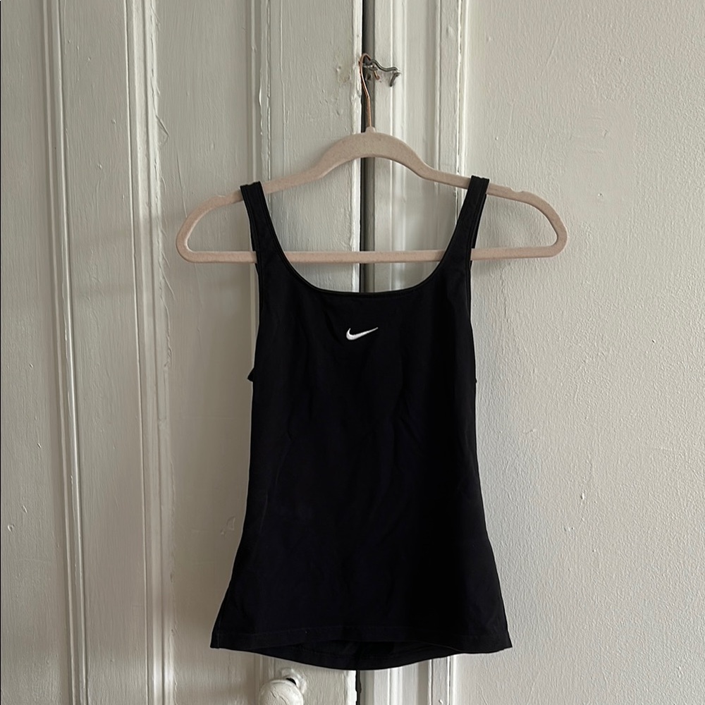 Nike Black Fitted Sleeveless Tank Top - Picture 4 of 4